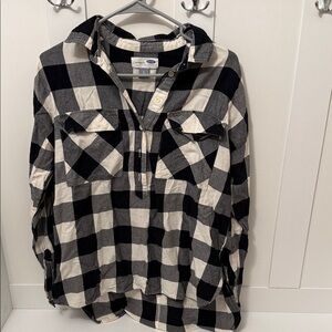 Old Navy Black and White Checkered Shirt